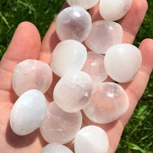 Selenite Crystal - Hand Polished Selenite Sphere - Crystals & Stones - Tumbled Selenite - Energy Cleansing - Selenite Tumbled Stone