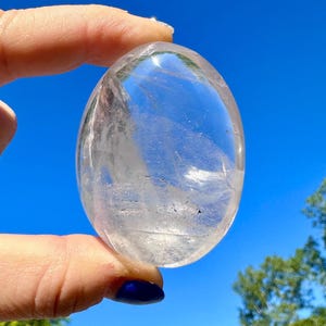 Clear Quartz Palm Stone - Clear Quartz Stone - Polished Clear Quartz Oval Palm Stone - Tumbled Clear Quartz Crystal - Crystal Quartz Palm image 2