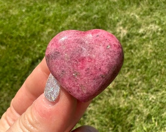 Rhodonite Heart Shaped Crystal - Small Rhodonite Heart Stone - Rhodonite Worry Stone - Pink Stone for Love - Polished Rhodonite Heart Chakra