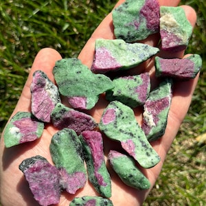 Raw Ruby in Zoisite Crystal (AA Grade) - Rough Ruby Zoisite Crystal - Raw Anyolite Stone - Raw Ruby Gemstone in Raw Zoisite - Ruby & Zoisite
