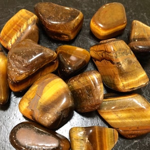 Tigers Eye Tumbled Stone Multiple Sizes Available Tumbled Tiger Eye Crystal Polished Gold Tiger Eye Gemstone Yellow Tiger Eye Stone image 2