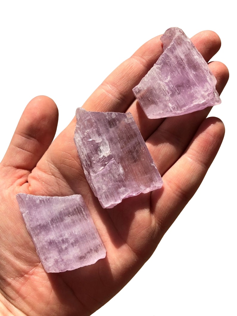 Cristal de kunzita rosa en bruto - Calidad extra - Kunzita rosa en bruto - Cristales rosas en bruto - Kunzita rosa en bruto - Piedras preciosas en bruto - Piedra de kunzita rosa imagen 4
