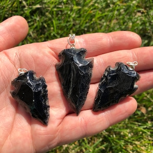 Black Obsidian Arrowhead Necklace - Black Obsidian Stone - Crystal Necklace - Black Obsidian Pendant - Obsidian Arrowhead Pendant