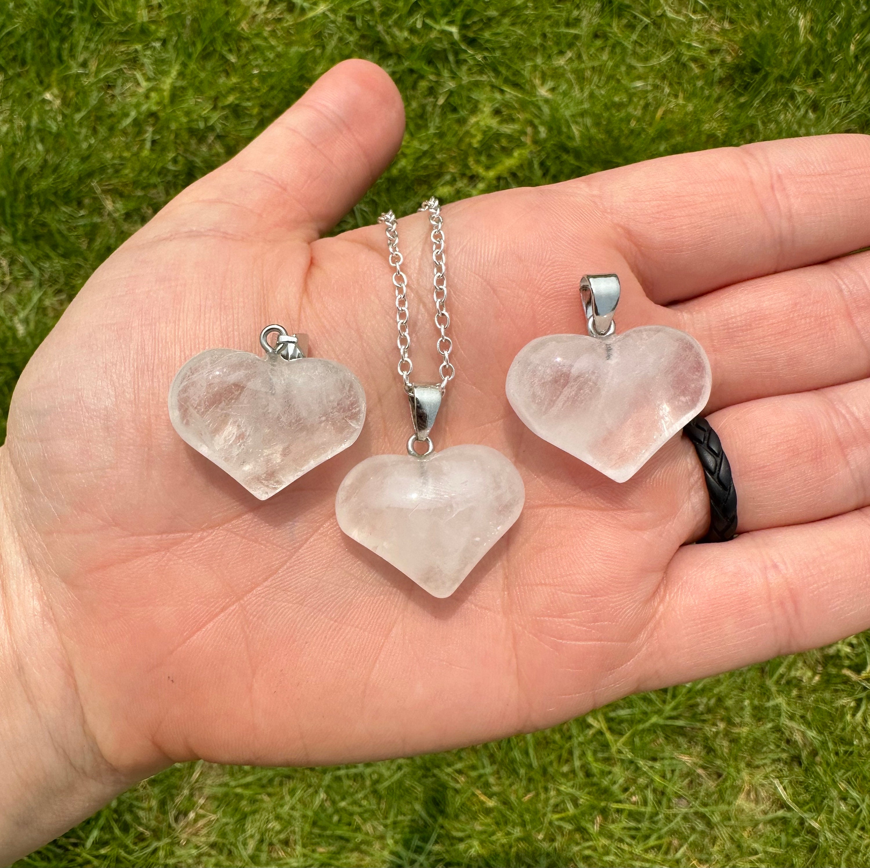 ネックレス・ペンダント Clear Quartz Necklace with Wavy Heart Pendant #5777 Quartz Heart Pendant - Polished Clear Quartz Crystal