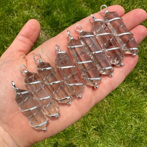 Pingente de Quartzo Fumê - Colar de Cristal com Cravação Espiral Prateada - Ponta de Cristal de Quartzo Fumê Polida - Colar de Quartzo Fumê imagem 6