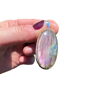 Purple labradorite pendant - purple labradorite necklace - Labradorite Jewelry - Crystal necklace - sterling silver - 1436