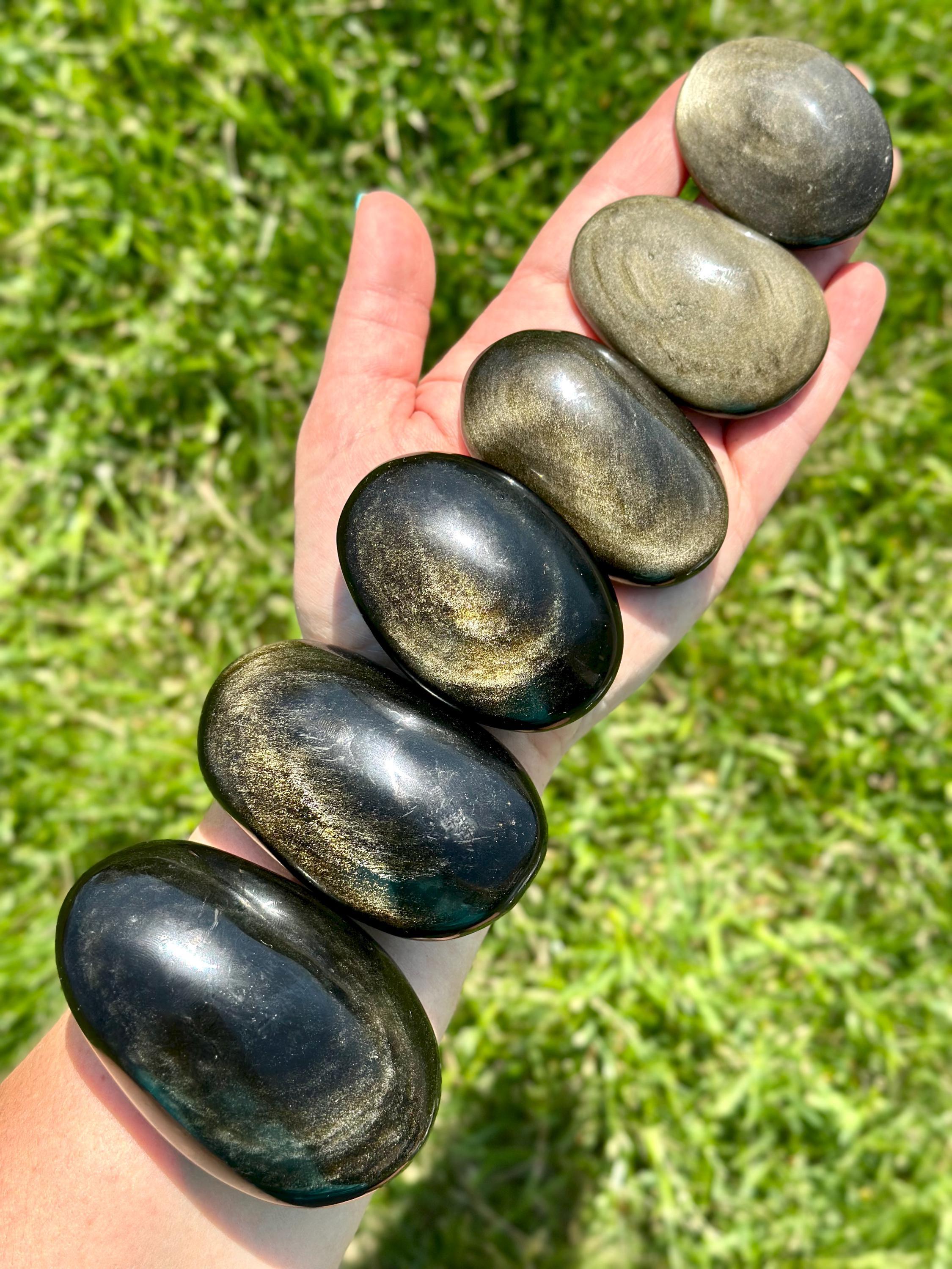 ゴールドシーンオブシディアンパームストーン - ポリッシュ