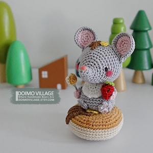 Amigurumi Collection - Die kleine Maus liebt Ahornsirup-Pfannkuchen! (Made2Order)
