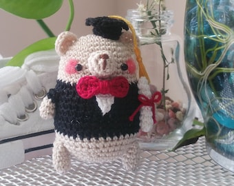 Amigurumi Little Graduation Bear *made2order*