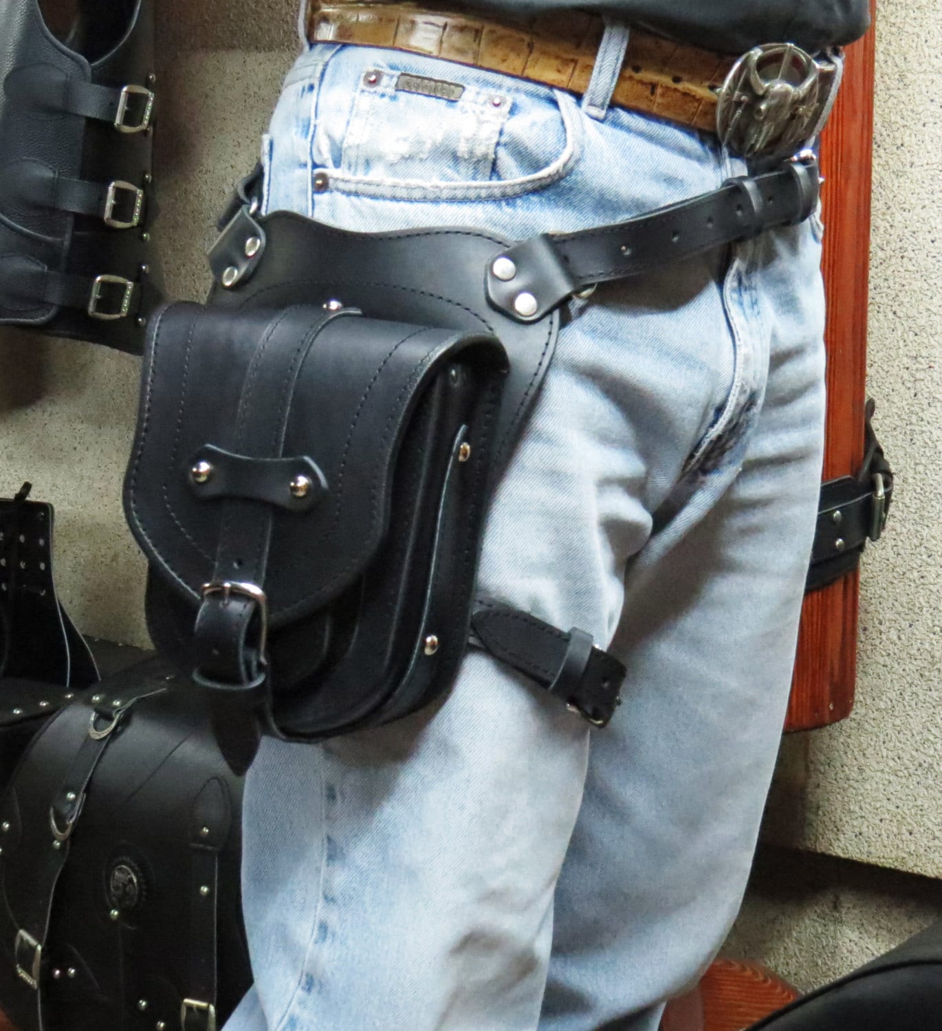 Lumento Checkered Pouch Waist Bag,PU Leather Belt Bags,Woman Man  Pack,Fashion Waist Pack,Travel Bum Bag,Portable Sport Crossbody Satchel Bag  Black Flower 