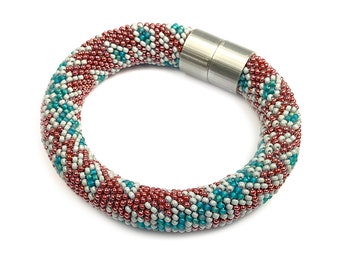Sawtooth Double/Euro Bead Crochet Bracelet Kit with magnetic clasp