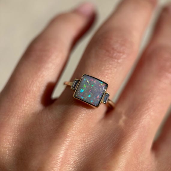 14K Yellow gold ring with Australian Dark Opal & Baguette Diamonds SZ 6