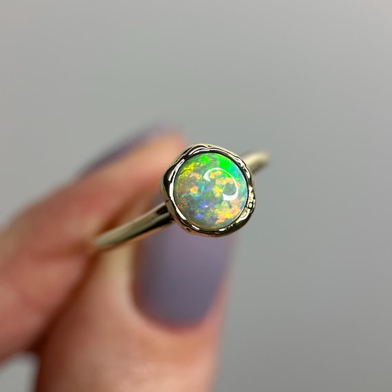 14K Molten Yellow gold ring with Australian Crystal Opal SZ 8.25