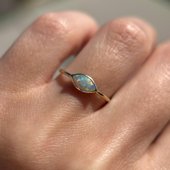 14K Yellow gold ring with Australian Crystal Opal SZ 6.25