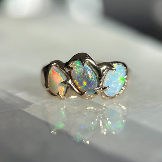 14K Molten Yellow gold ring with Australian Crystal and Dark Opals SZ 6.75