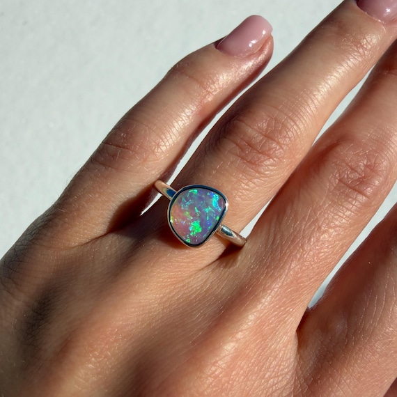 Sterling silver ring with Australian Crystal Opal SZ 7