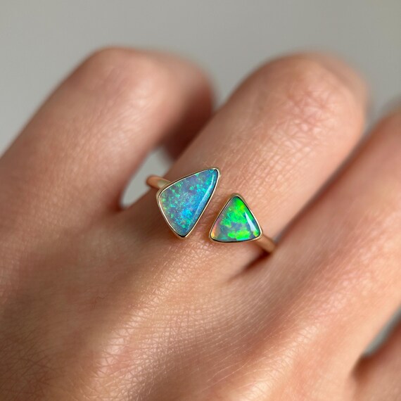 14K Yellow gold ring with Australian Crystal Opals SZ 6