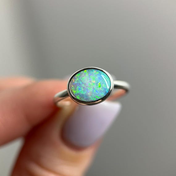 Sterling silver ring with Australian Crystal Opal SZ 6