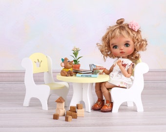 1/8 scale round dining table + 2 chairs for 5-8” dolls, miniature accessories, table + chairs for dollhouse