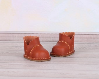 BB Meadow doll boots