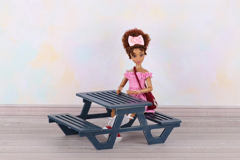 Doll garden bench scale 1/6 blythe Bjd dolls doll miniature furniture, Double benches plus table image 2