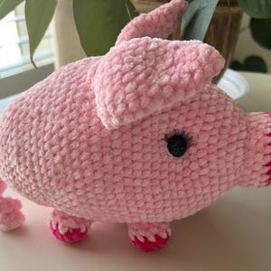 Handmade Crochet Plush Pig: Soft Chenille Amigurumi Toy