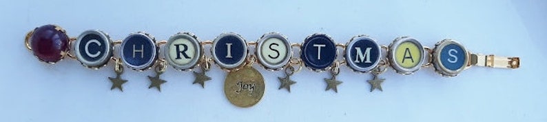 Charm Bracelet Christmas Holiday Jewelry Christmas Typewriter Key Bracelet Antique Typewriter Jewelry Green and Red Bracelet