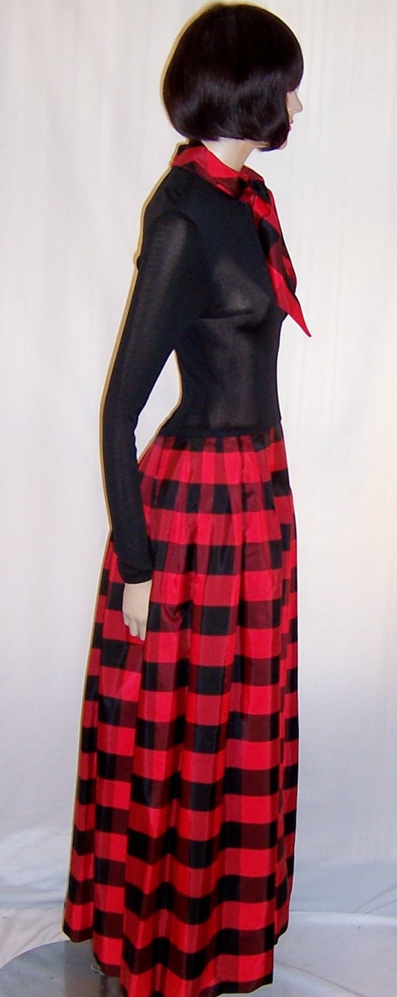 Don Luis de Espana-Back and Red Plaid Taffeta Gown - image 2