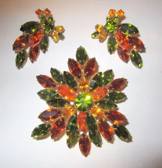 Unsigned "Regency"-Large Brooch and Earring Set i… - image 1