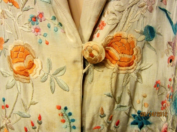 1920's Chinese Embroidered Silk Coat with Coral a… - image 3