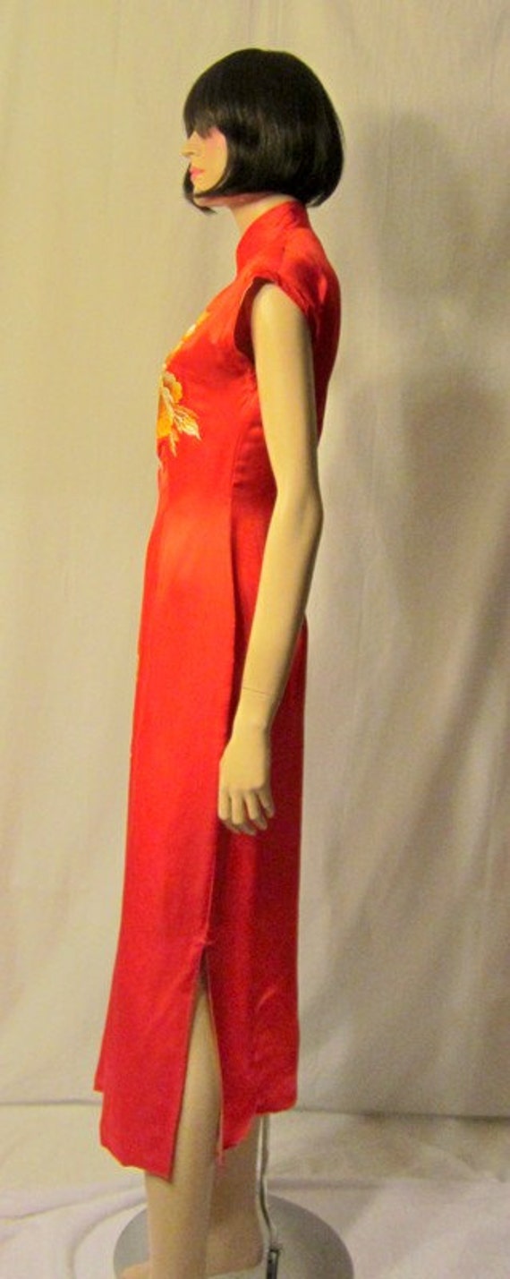 1930's Red Japanese Cheongsam Hand-Embroidered wi… - image 4
