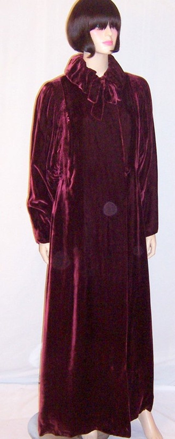 Art Deco Plum Silk Velvet Evening Coat by "Miller 