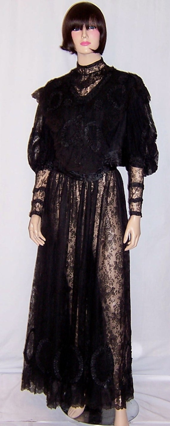 Elaborate Victorian (1837-1901) Black Lace and Sil