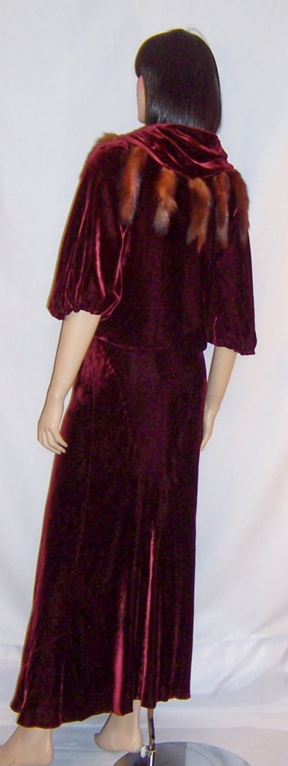 1930's Deep Burgundy Silk Velvet Gown with Matchi… - image 3