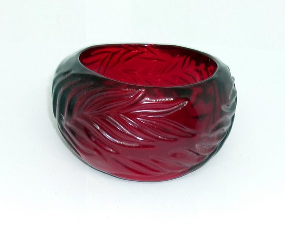 Impressive and Large Deep Raspberry Carved Lucite… - image 2
