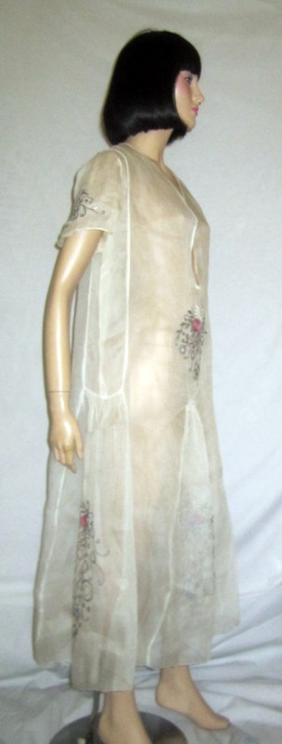 1920's Hungarian White Voile Summertime Embroider… - image 3