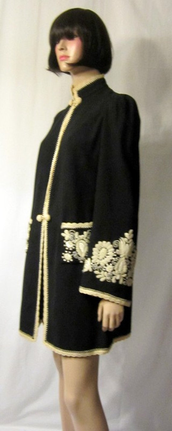 Edwardian Black and White Hand-Embroidered Jacket - image 3