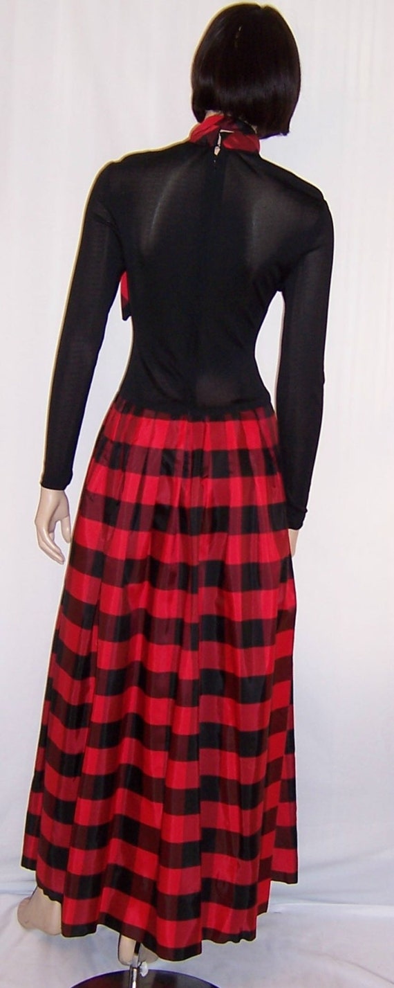 Don Luis de Espana-Back and Red Plaid Taffeta Gown - image 3