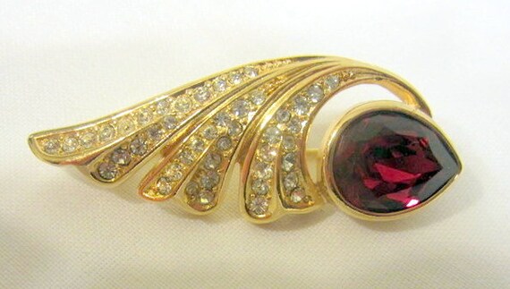 christian dior brooch