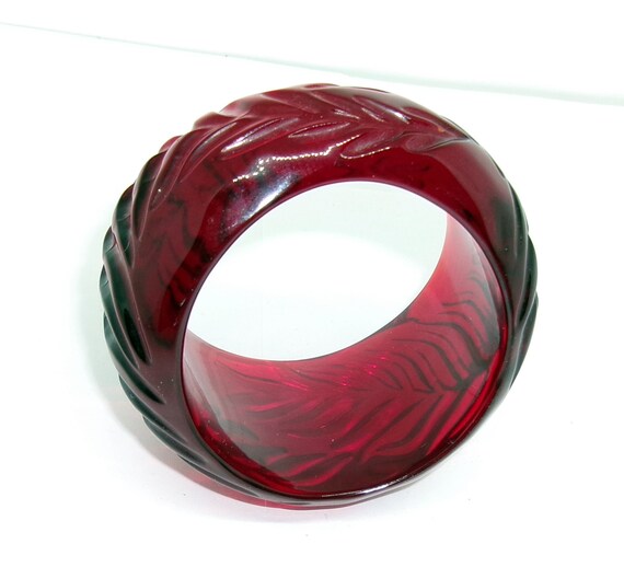 Impressive and Large Deep Raspberry Carved Lucite… - image 5