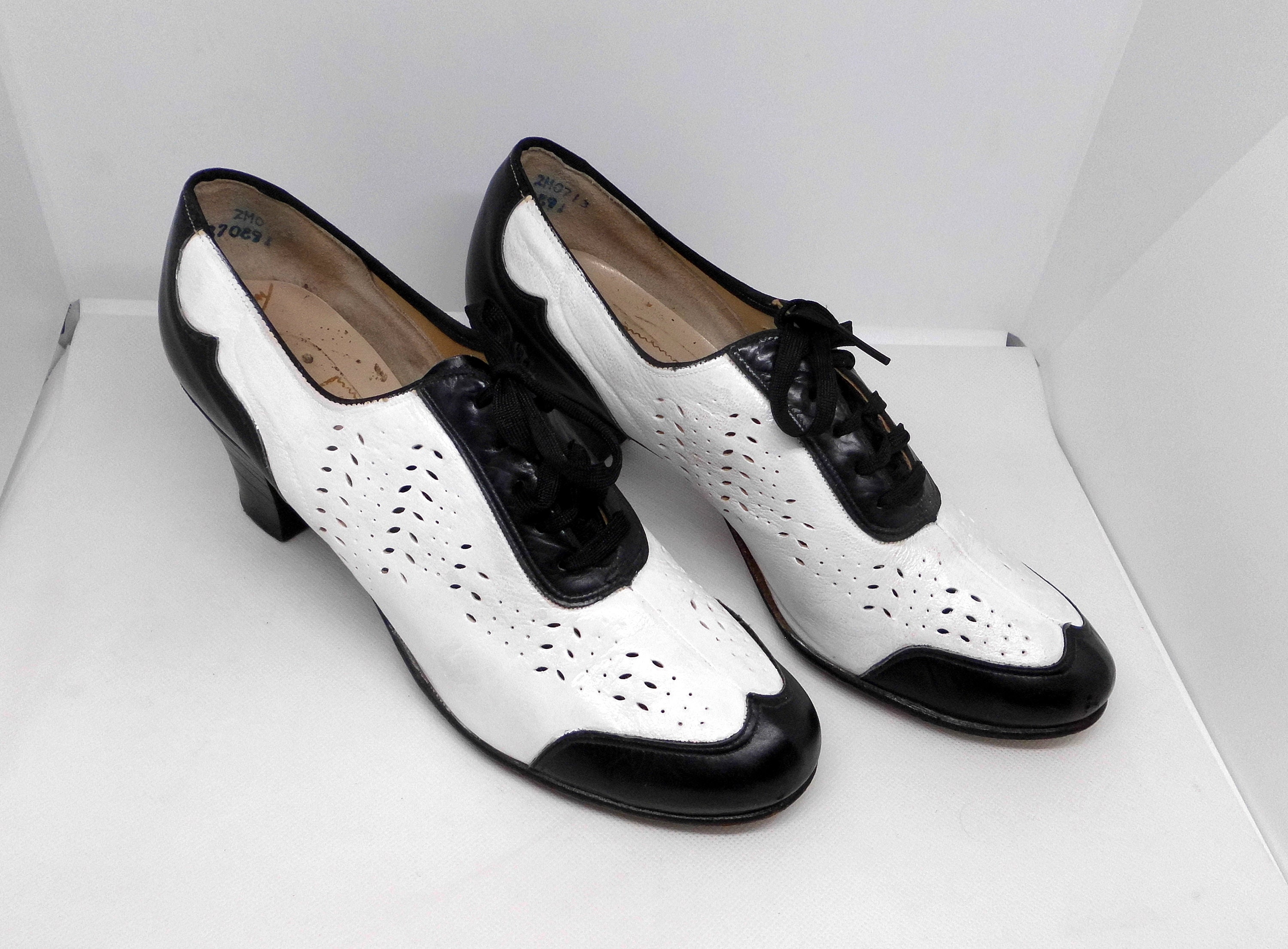 靴 70s J&M Aristocraft Spade sole Spectator Vintage TAILOR MADE Brand Spade Sole SPECTATOR, Circa 1940