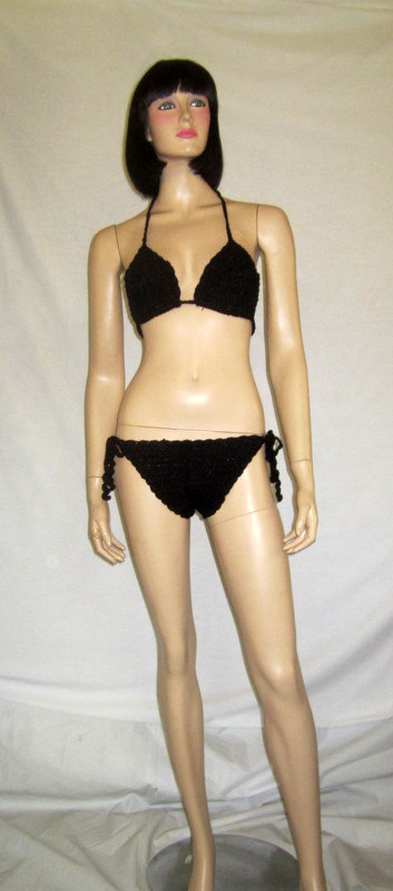 1960's Original Black Hand-Crocheted Bikini - image 2