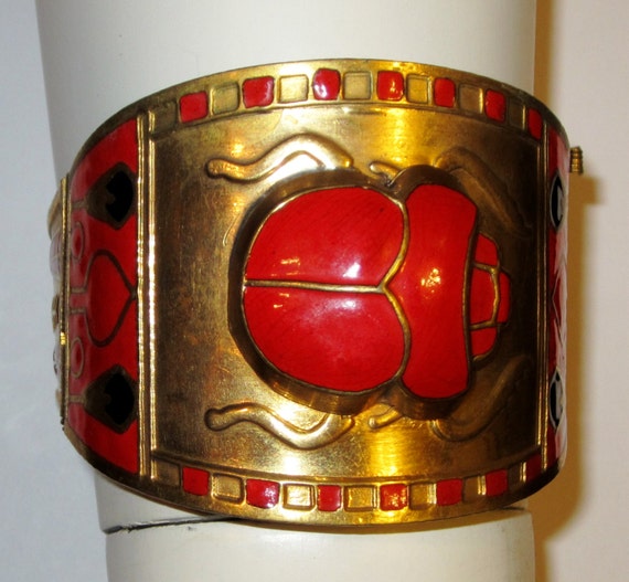 Extraordinary Art Deco Scarab Cuff in Red and Bla… - image 1