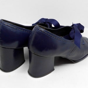 1968-1970 Vintage Navy Leather Oxford/Brogue Style Shoes by Cantatas image 8