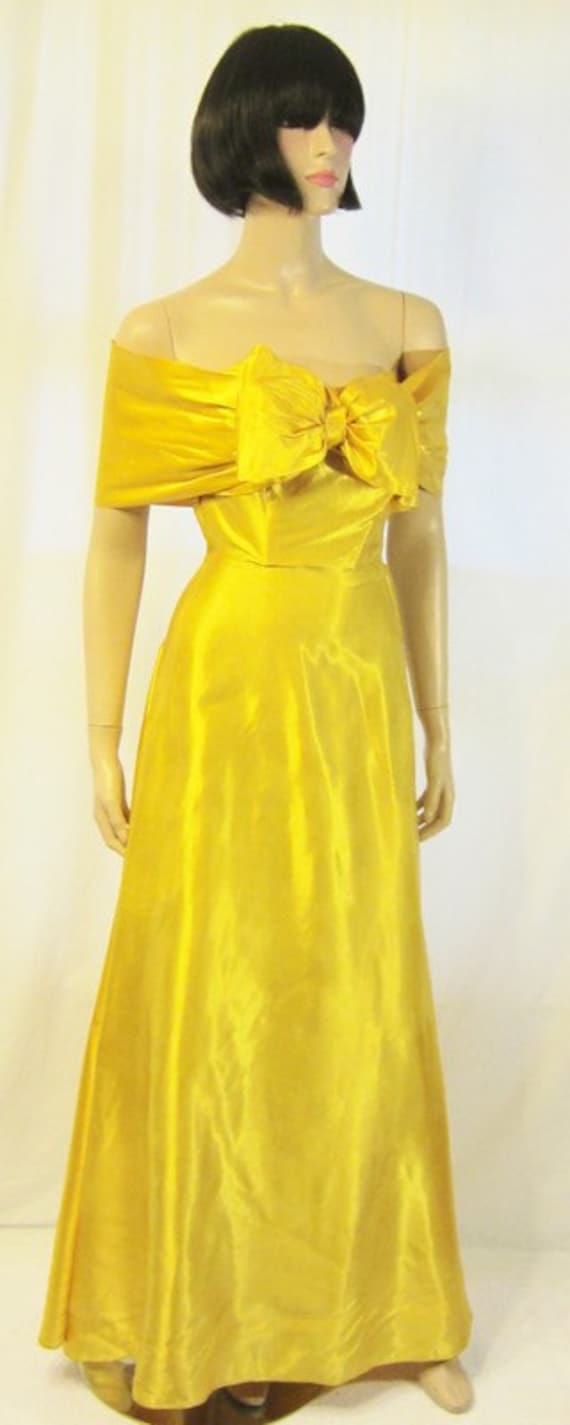 Exceptionally Gorgeous Gold Satin Evening Gown wit