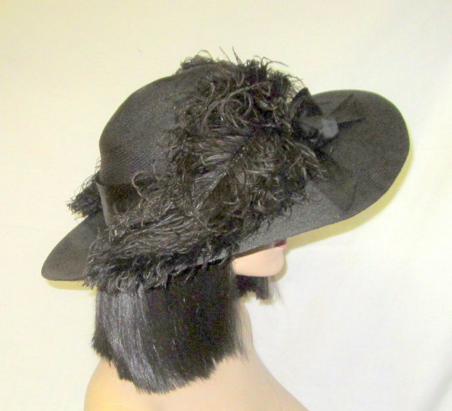 Vintage Black Straw Hat With Wide Brim, Satin Ribbon, and  display picture 3