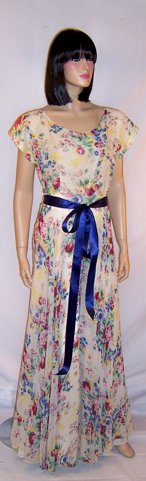 1940's Floral Printed Chiffon Gown - image 4