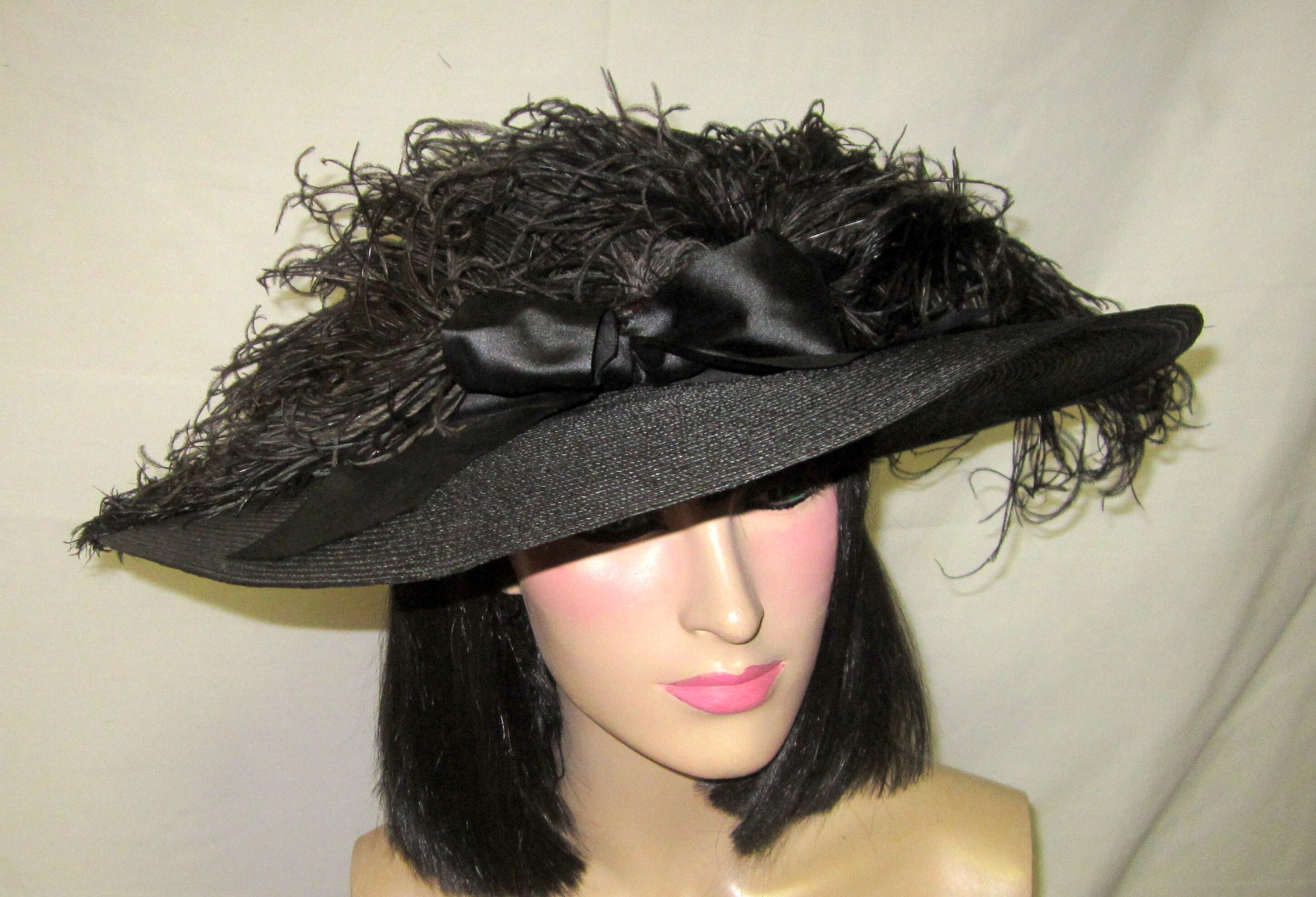 MAGNIFICENT 1950s\' SEE-THROUGH BLACK STRAW WIDE BRIM HAT + LARGE OSTRICH FEATHER Black Wide Brim Derby Church Hat: Rose Flowers, Ostrich  main image 2
