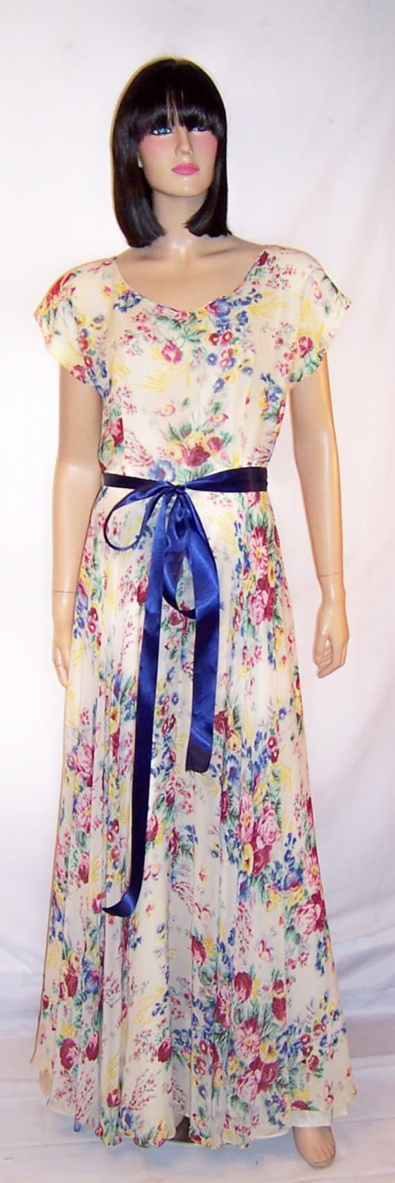 1940's Floral Printed Chiffon Gown - image 1
