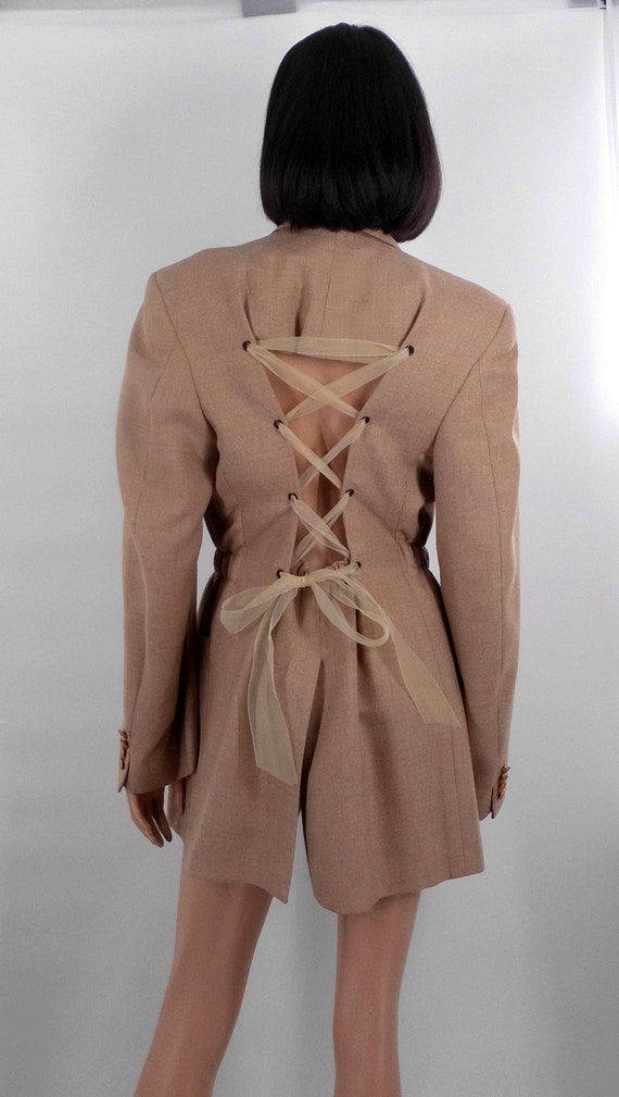 Exquisite Lanvin Paris-New York Tan Linen Jacket w